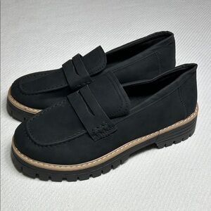 Black Loafers